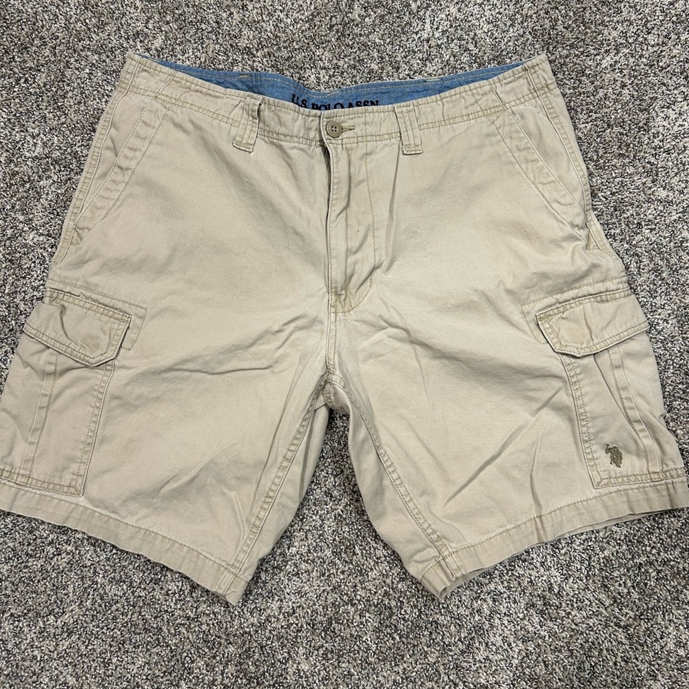 Polo by Ralph Lauren Men's Beige Cargo Shorts waist 40